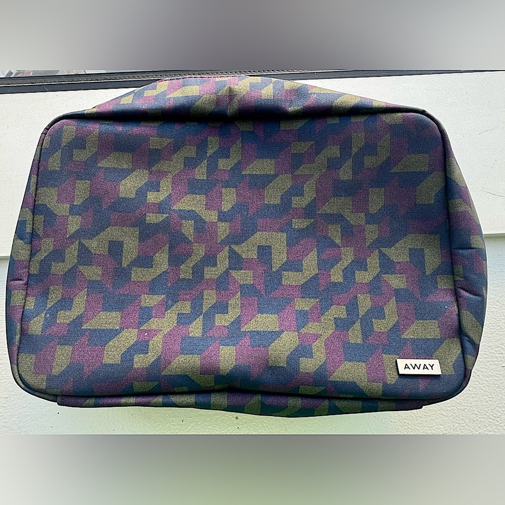 Away Hanging Toiletry Bag in Geometric Print - Limited Edition!